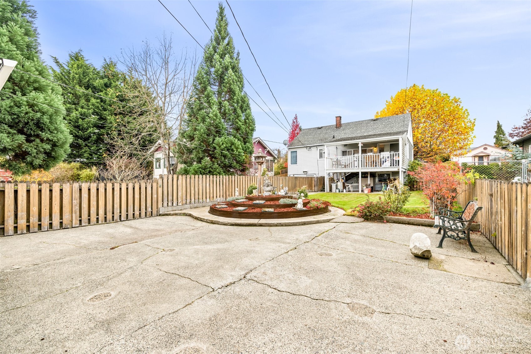 217 E 10th Street