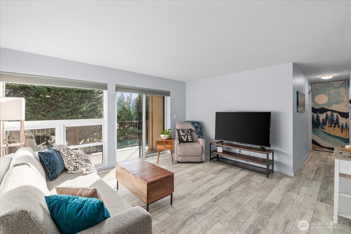 13201 Linden Avenue North Unit: 310A