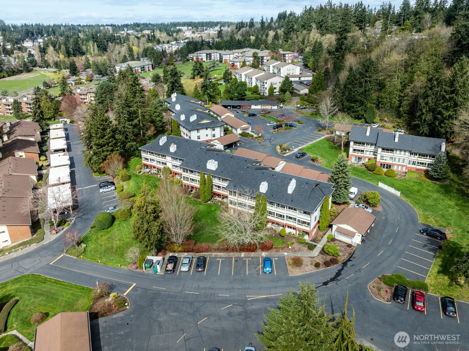 23405 Lakeview Drive Unit: H306