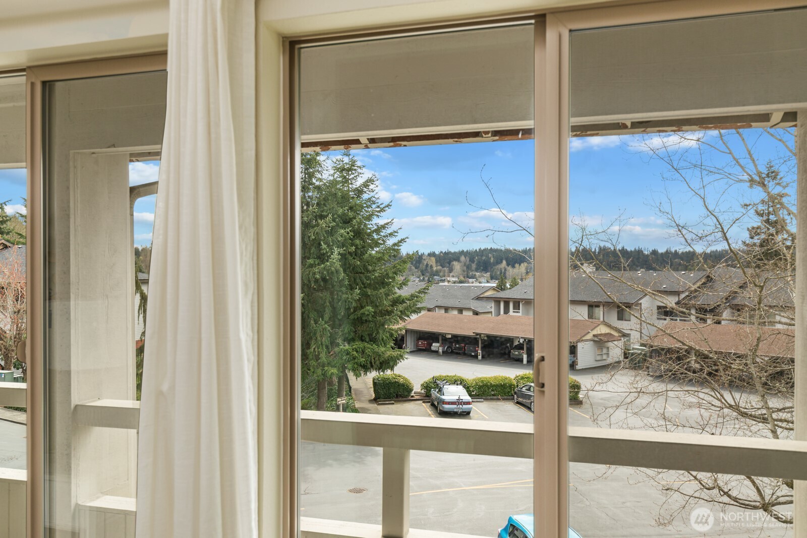 23405 Lakeview Drive Unit: H306