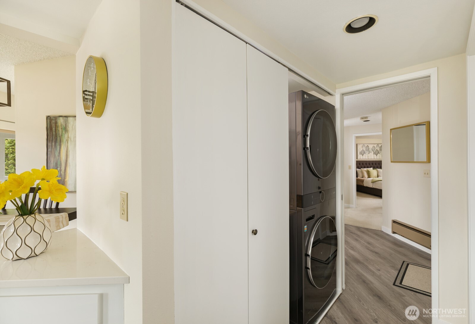 23405 Lakeview Drive Unit: H306