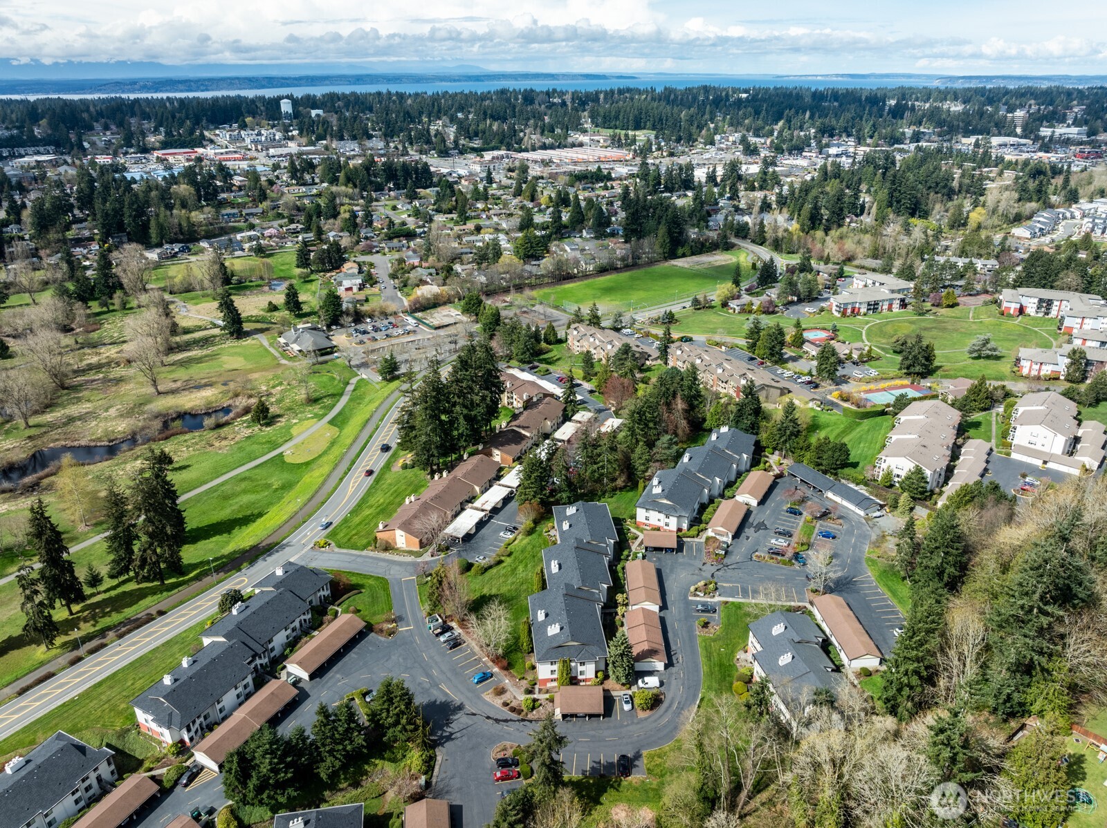 23405 Lakeview Drive Unit: H306
