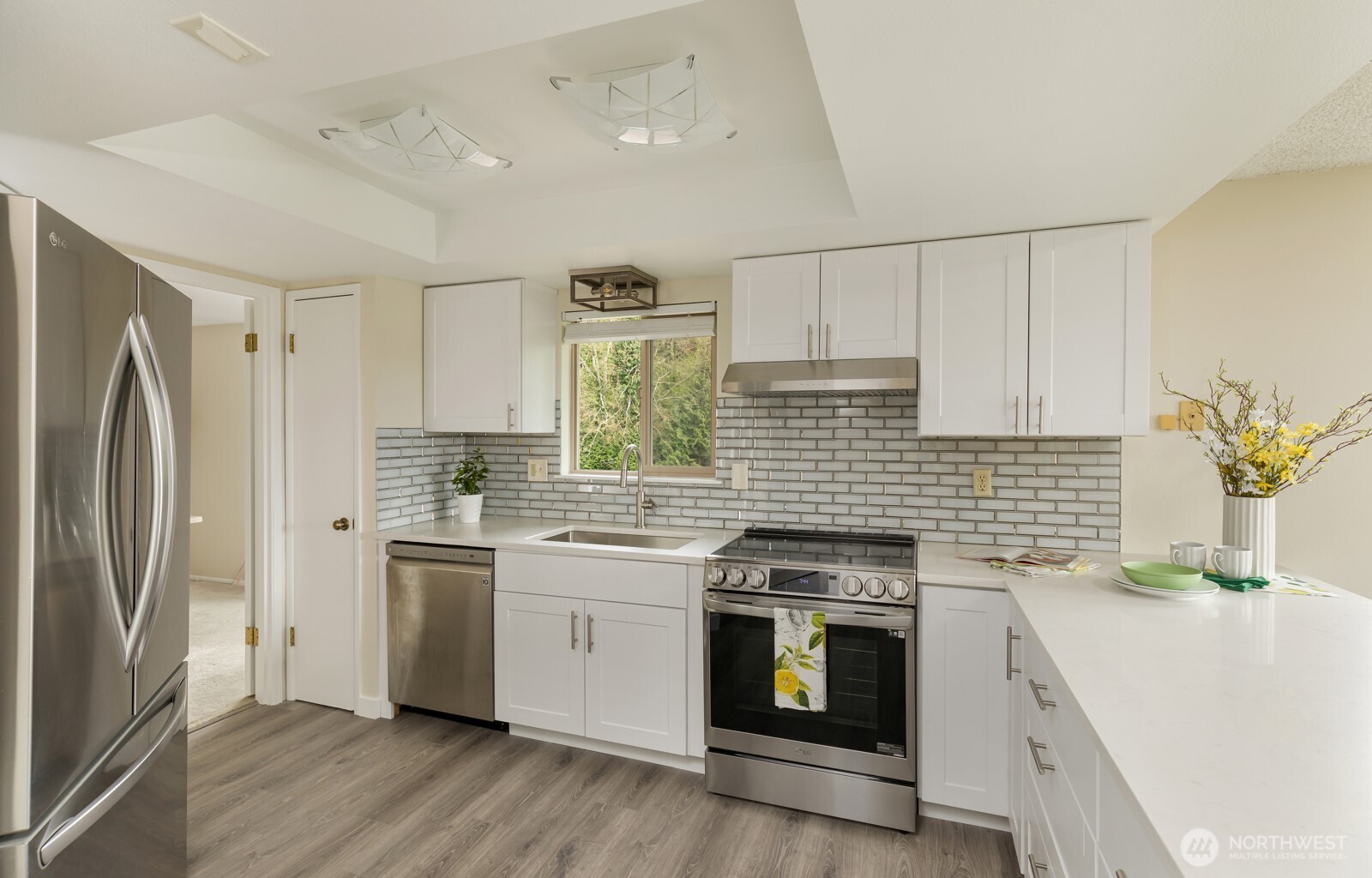 23405 Lakeview Drive Unit: H306