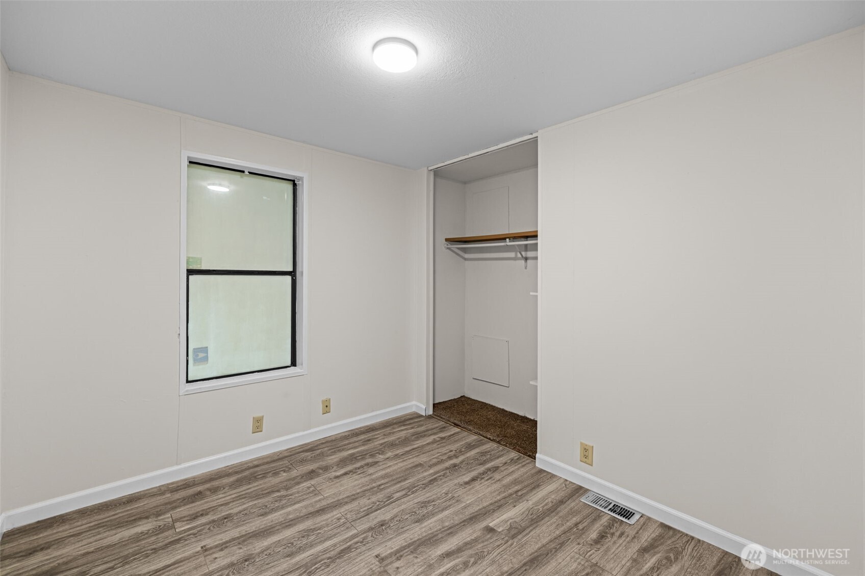 10302 Lakeview Avenue SW Unit: 42