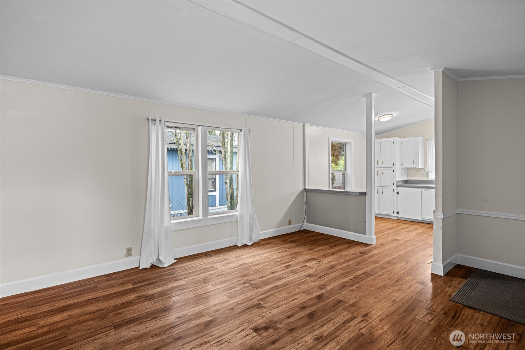 10302 Lakeview Avenue SW Unit: 42