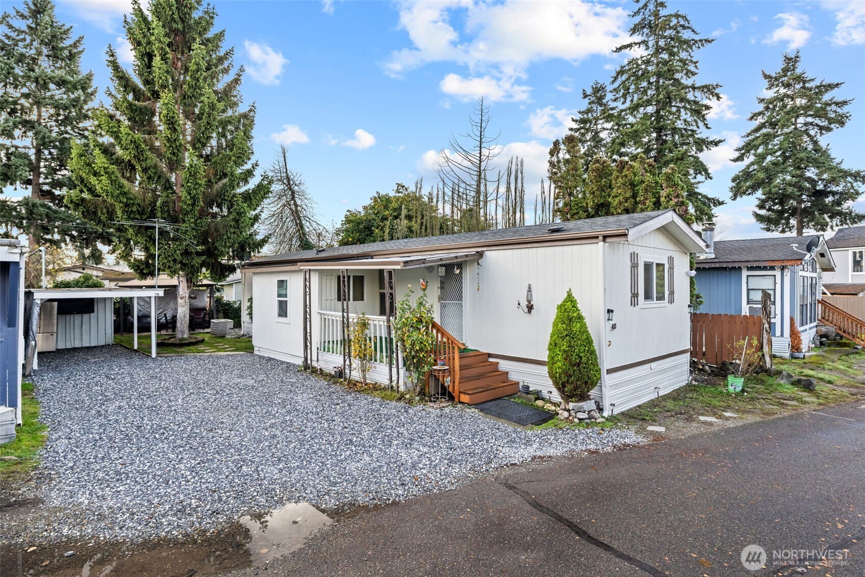 10302 Lakeview Avenue SW Unit: 42