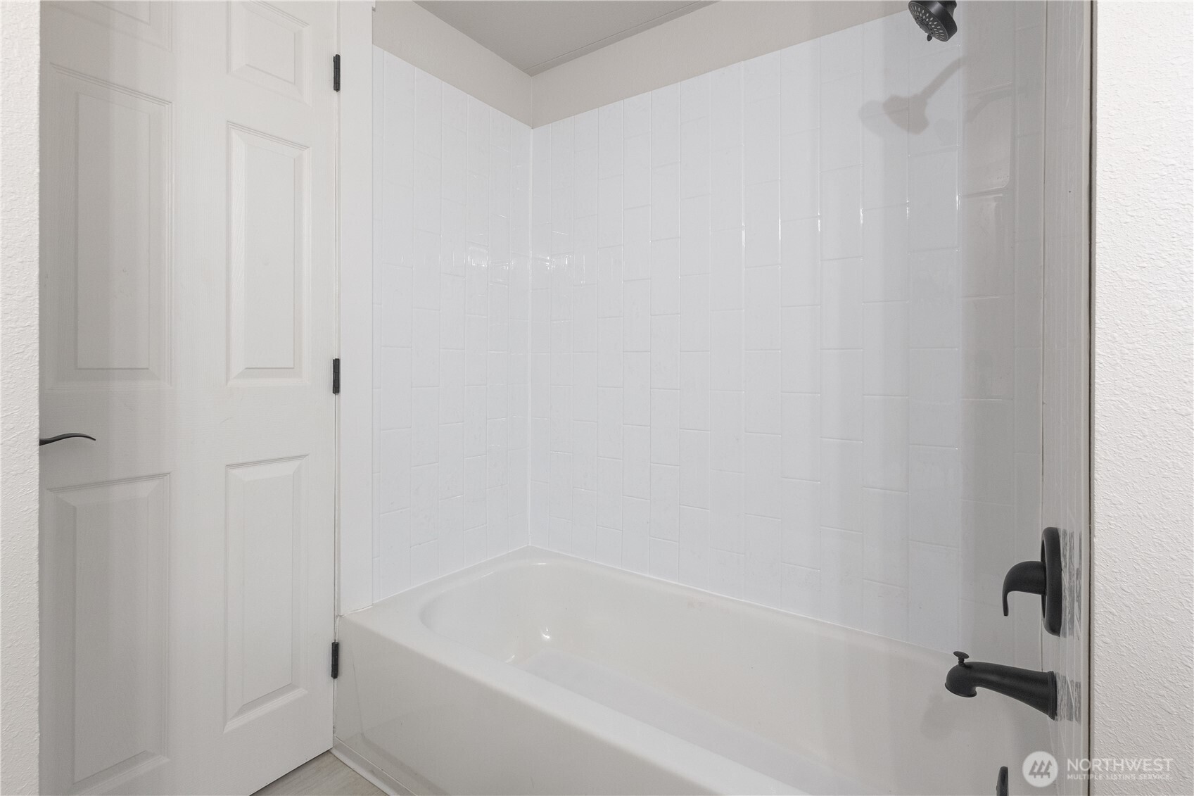 9216 144th Street Court NW