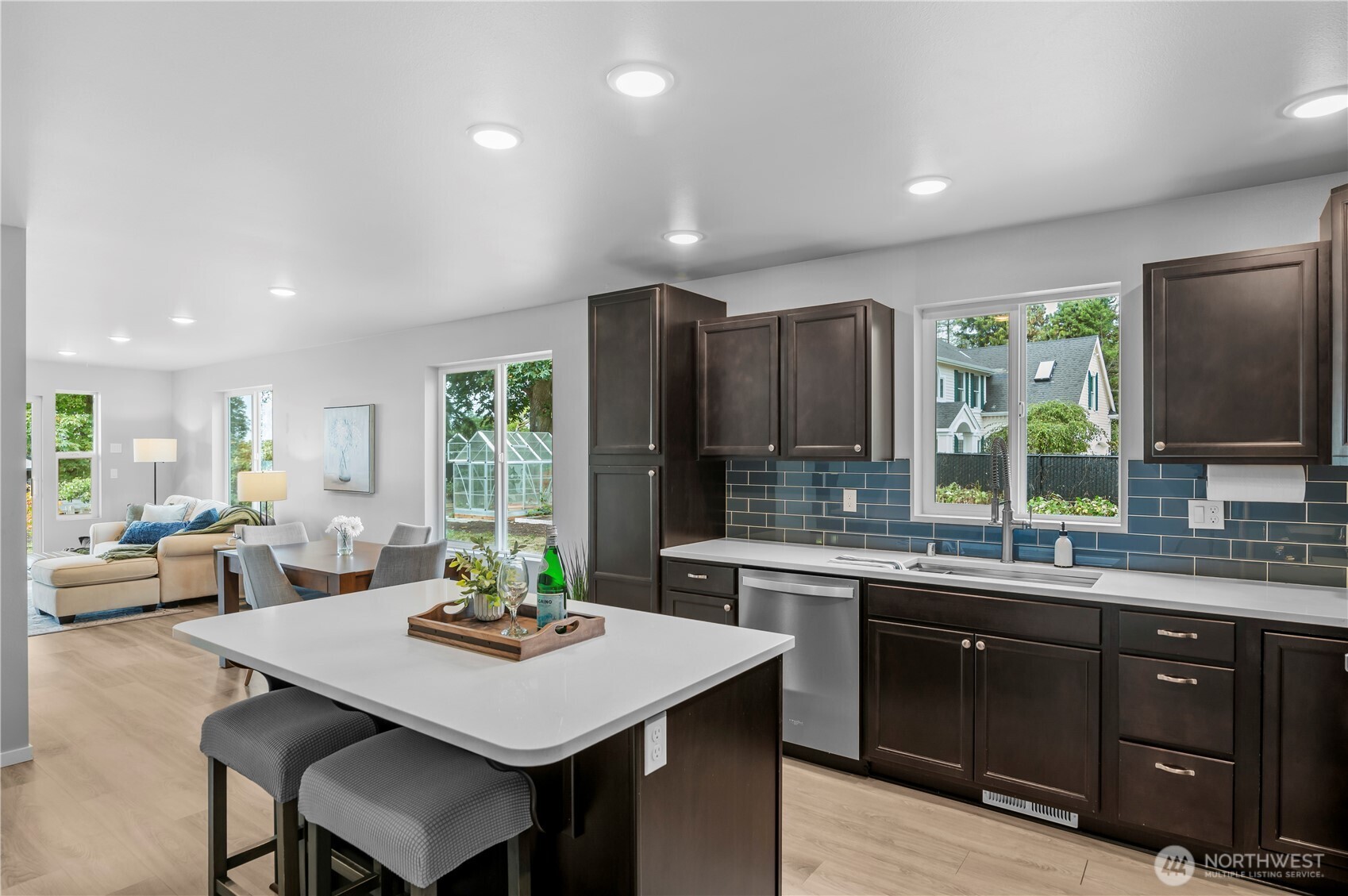 1256 Youngwood Road