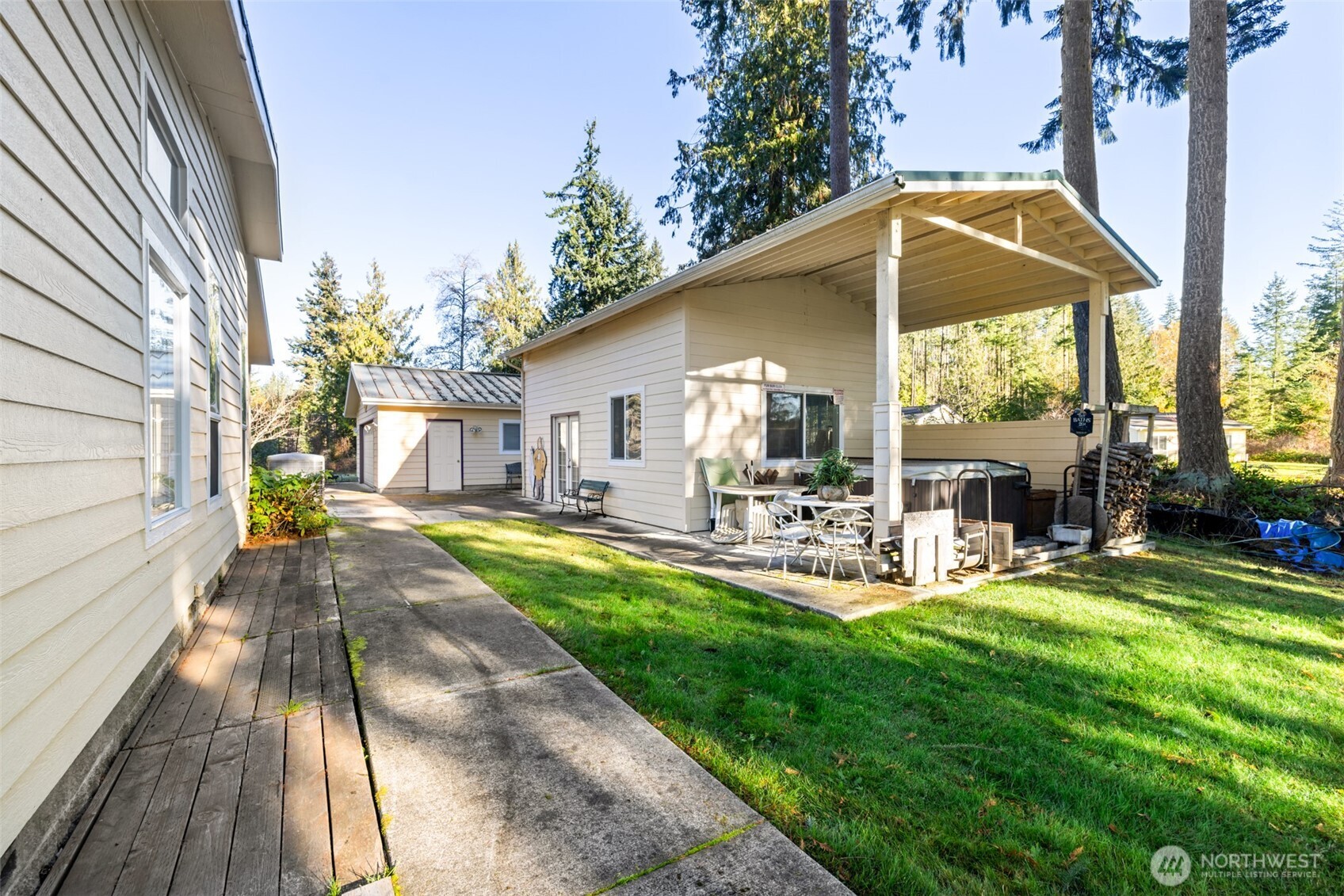 446 Old Olympic Hwy