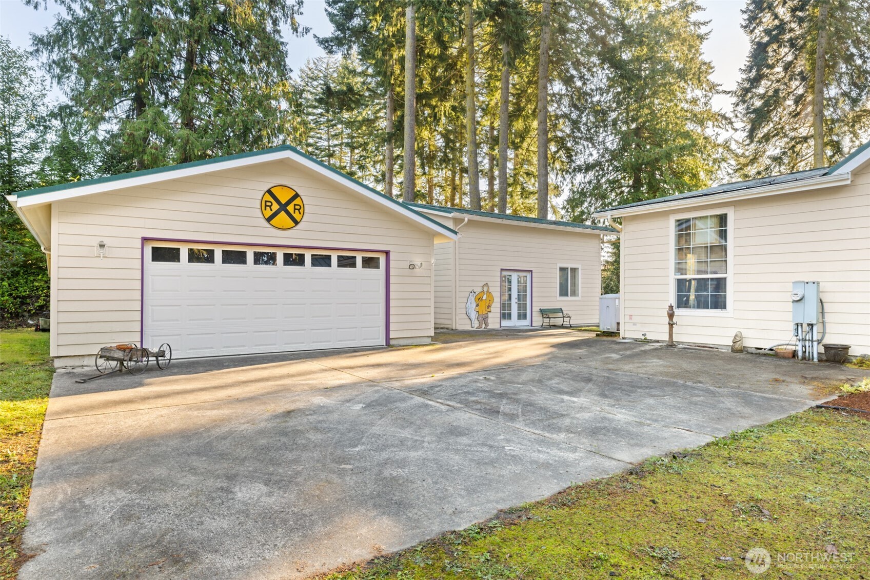 446 Old Olympic Hwy