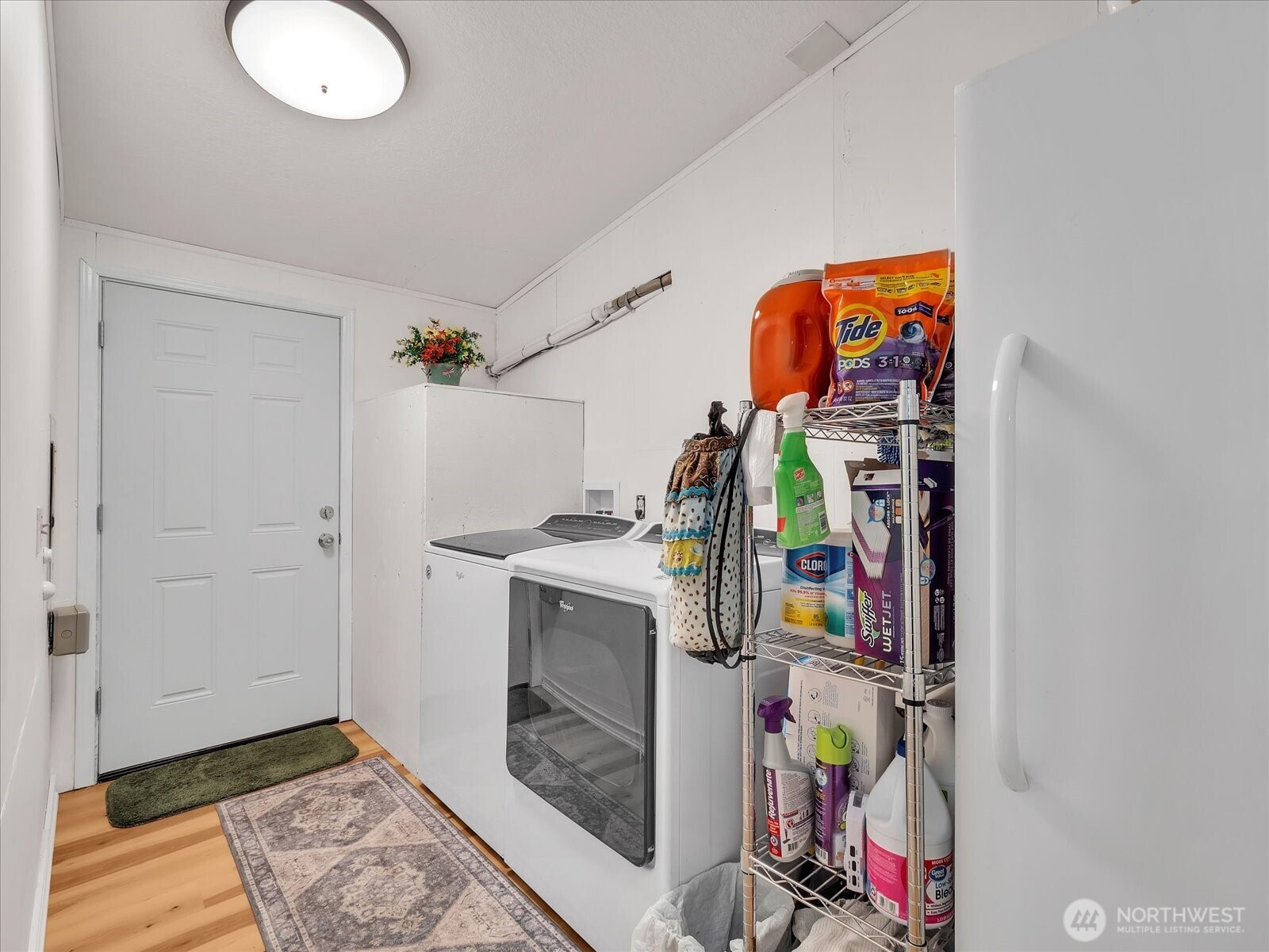 10029 Warfield Road