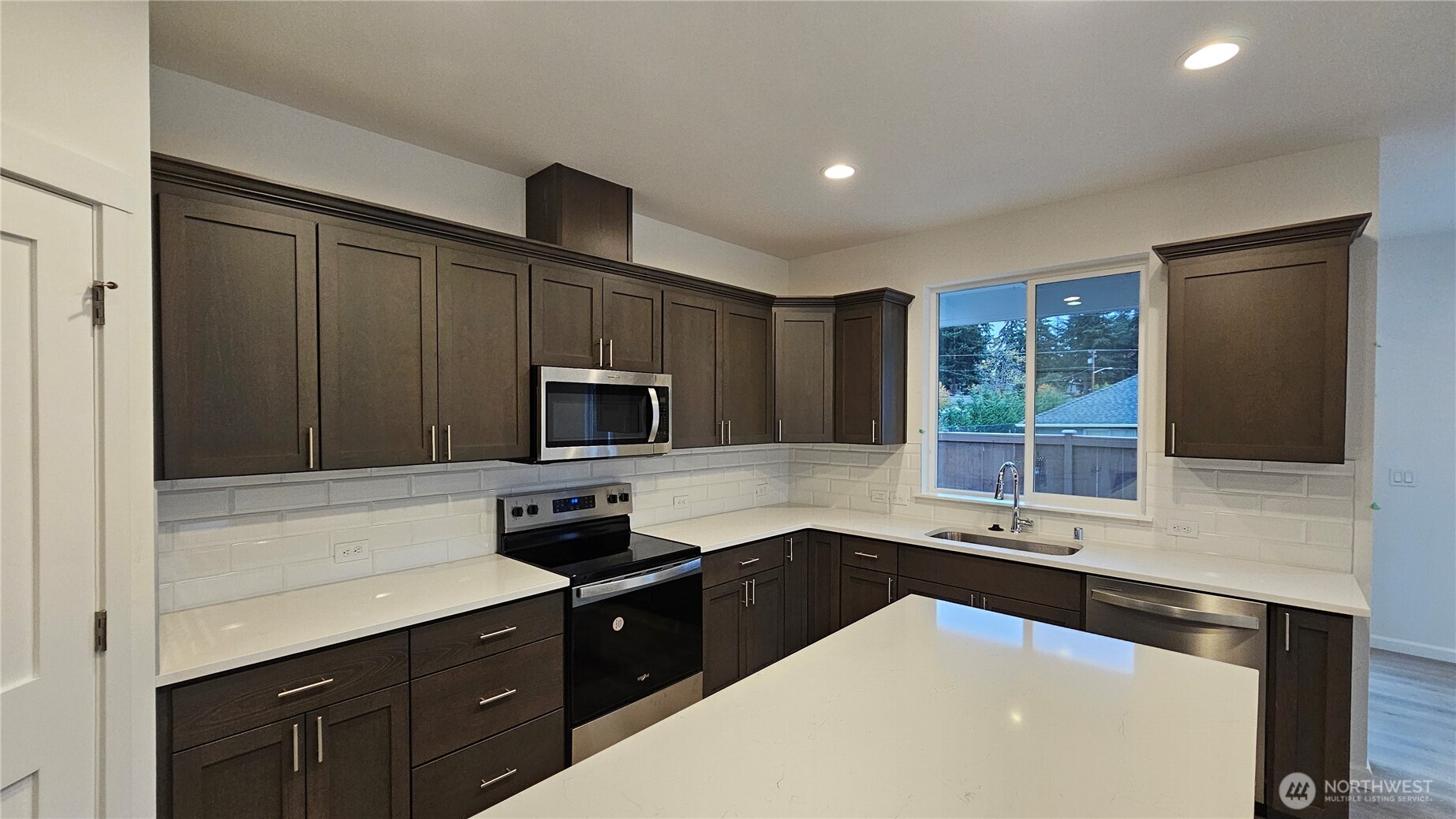9456 Chief Leschi Street SE Unit: 30