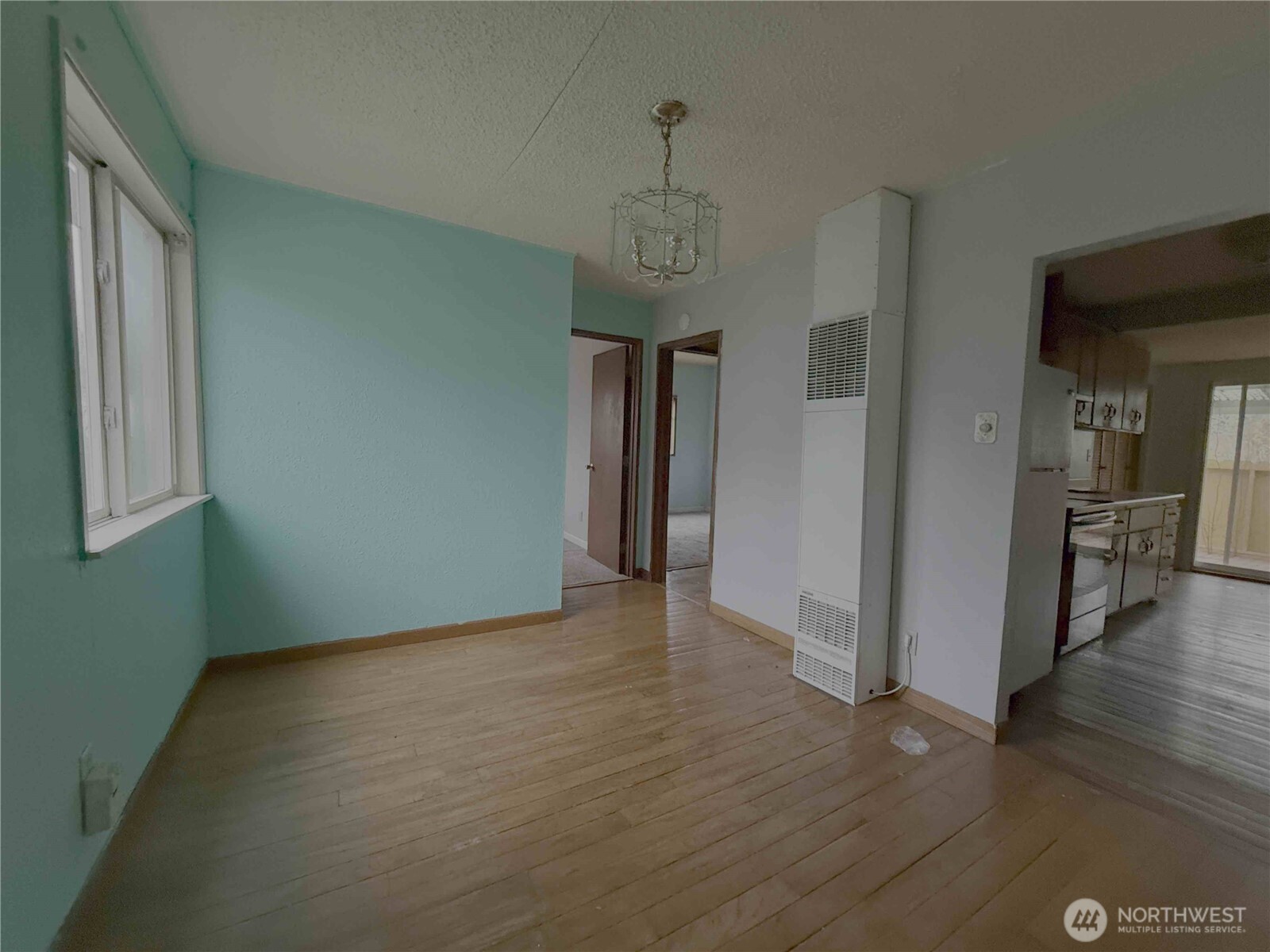 425 Sunnyhill Road W
