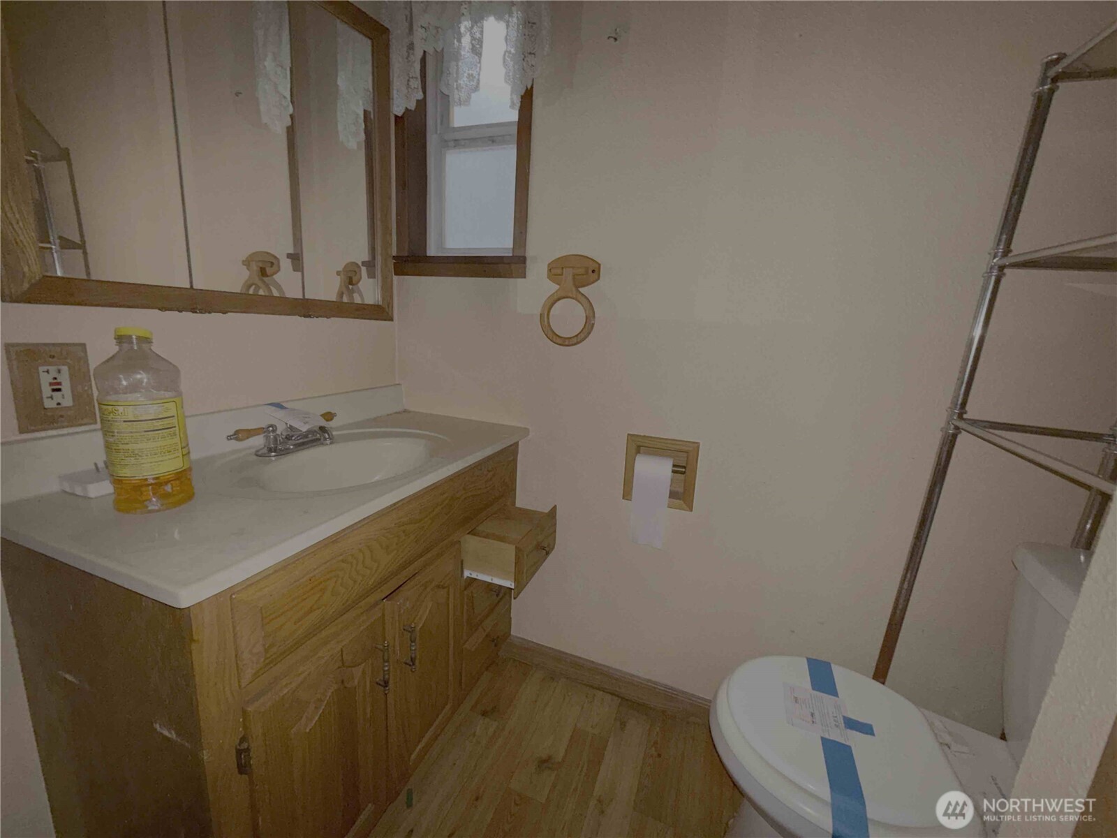 425 Sunnyhill Road W