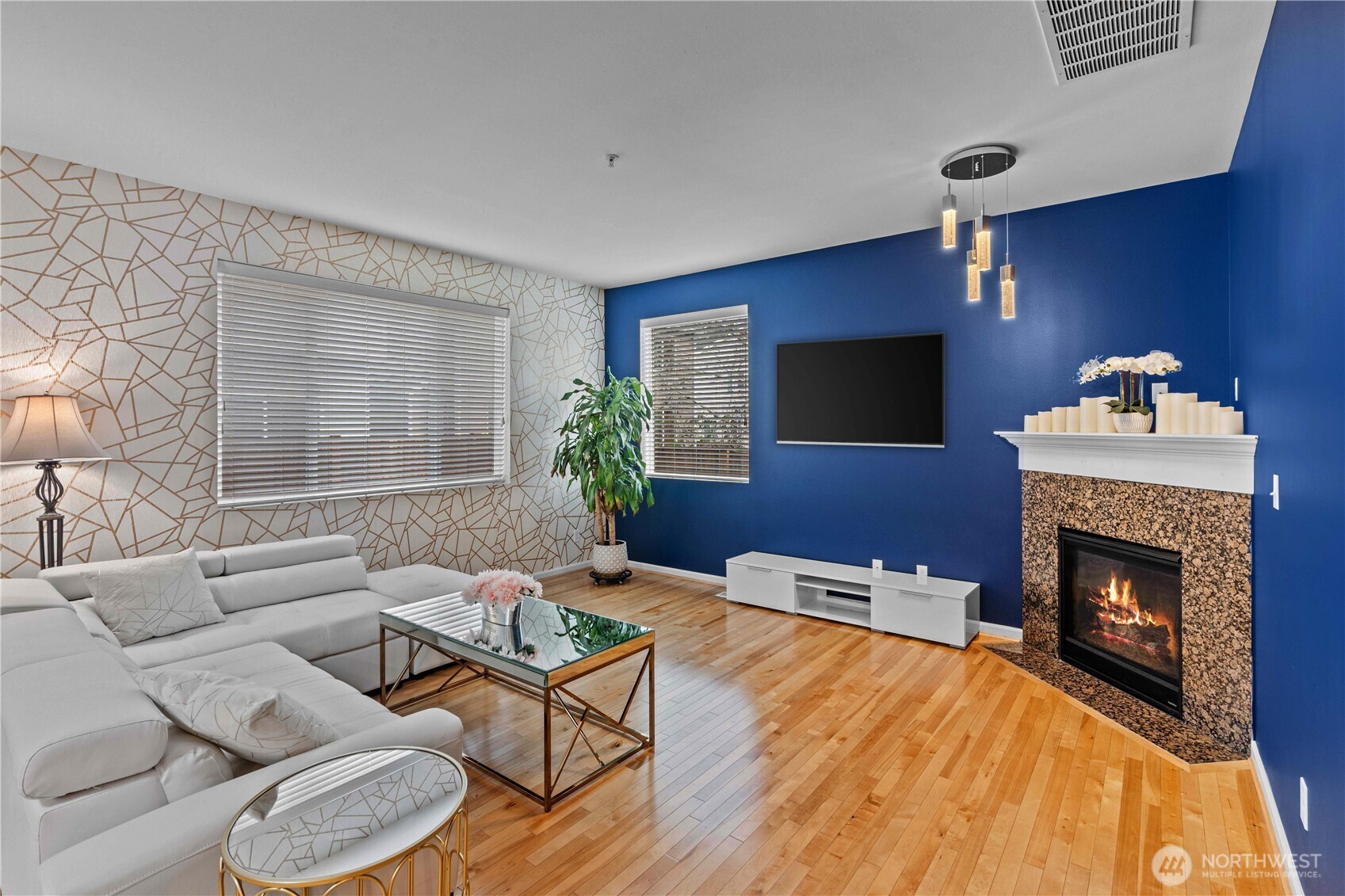 419 124TH PL SE