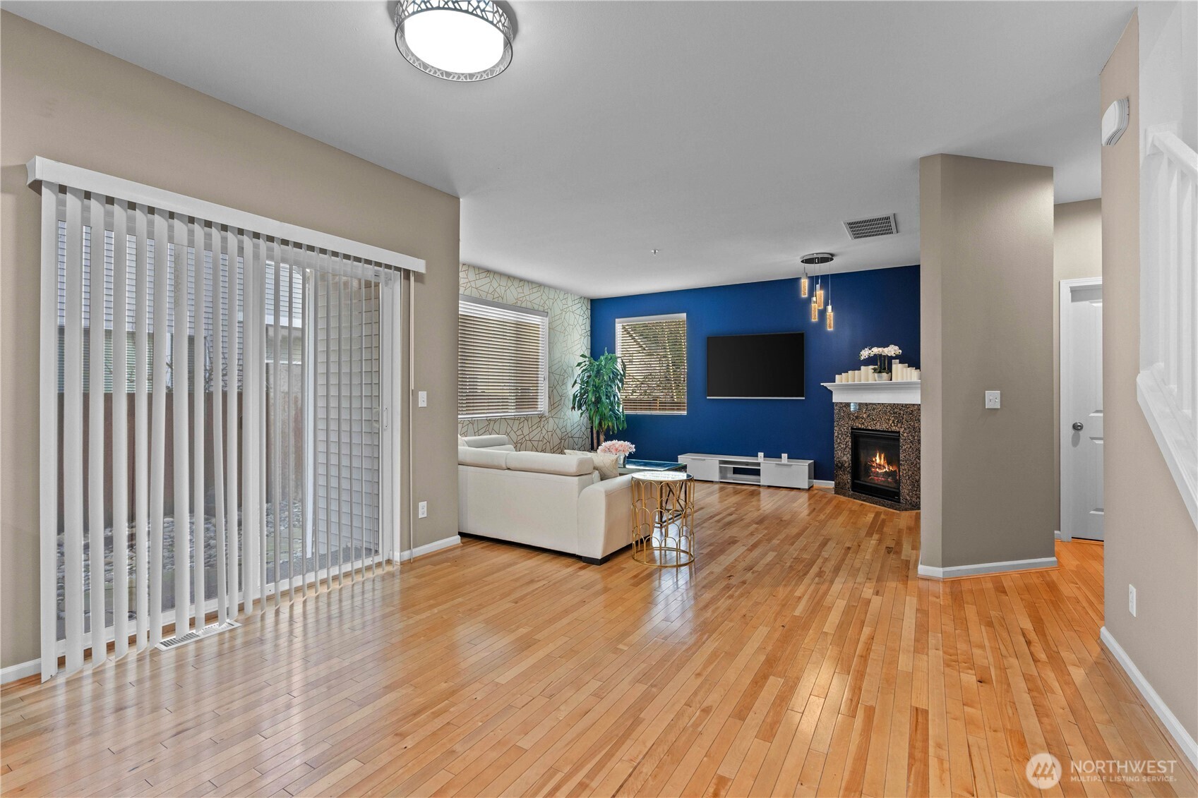 419 124TH PL SE