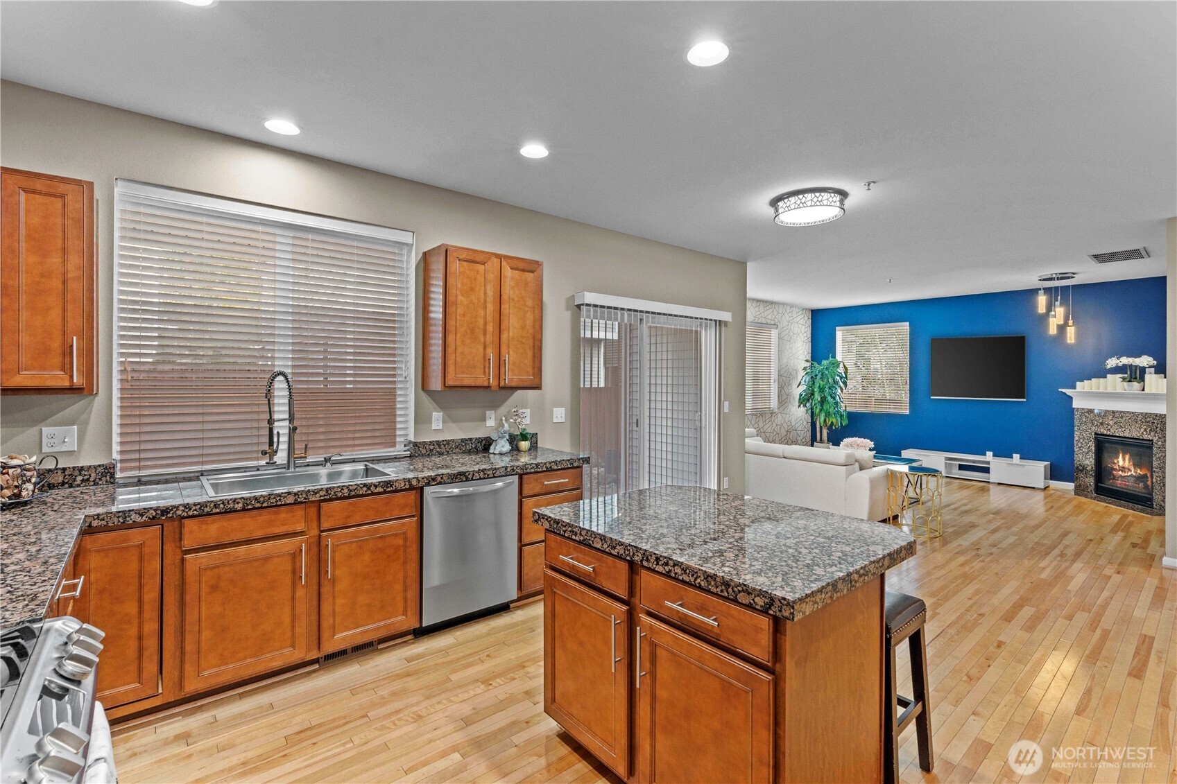 419 124TH PL SE