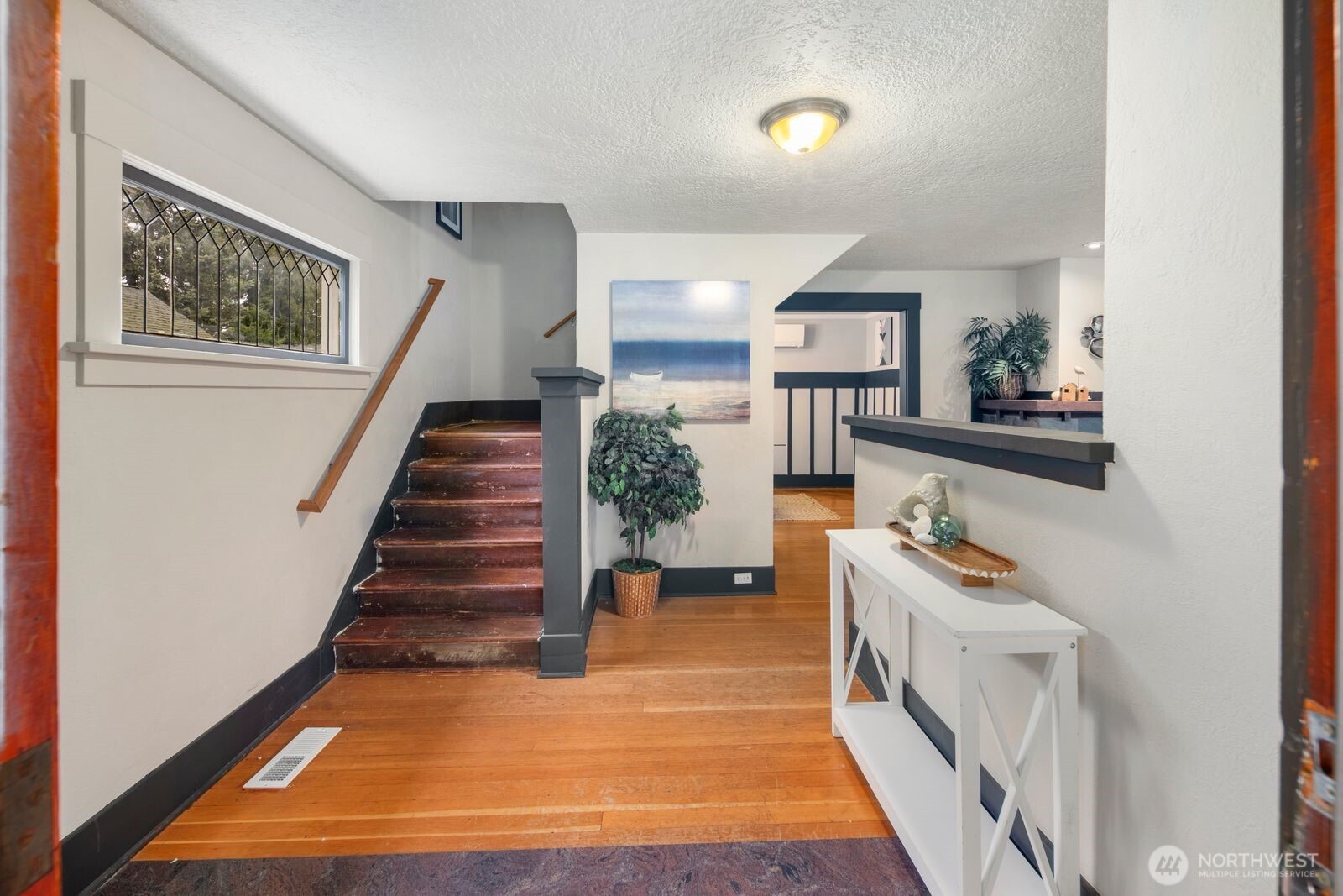 5001 N 10th Street