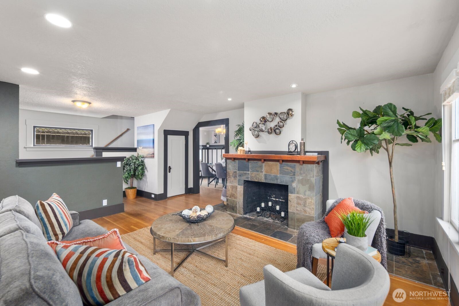 5001 N 10th Street