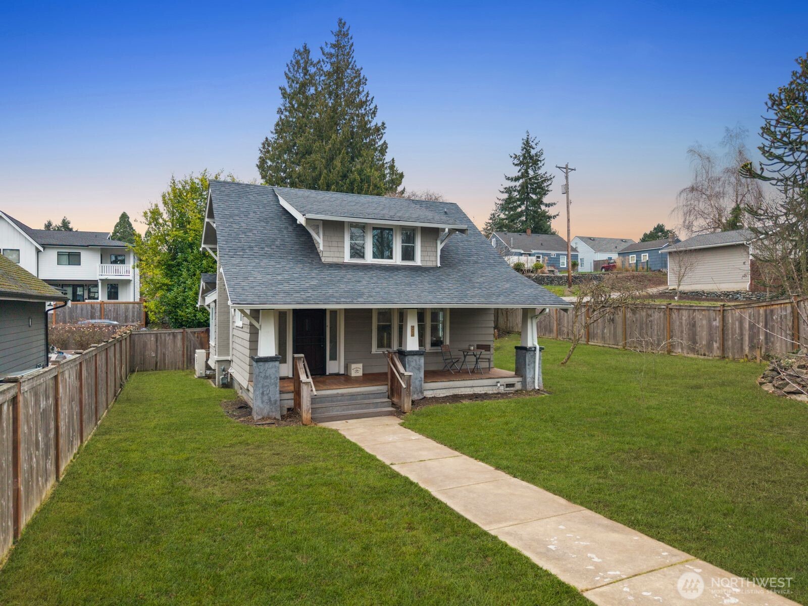 5001 N 10th Street