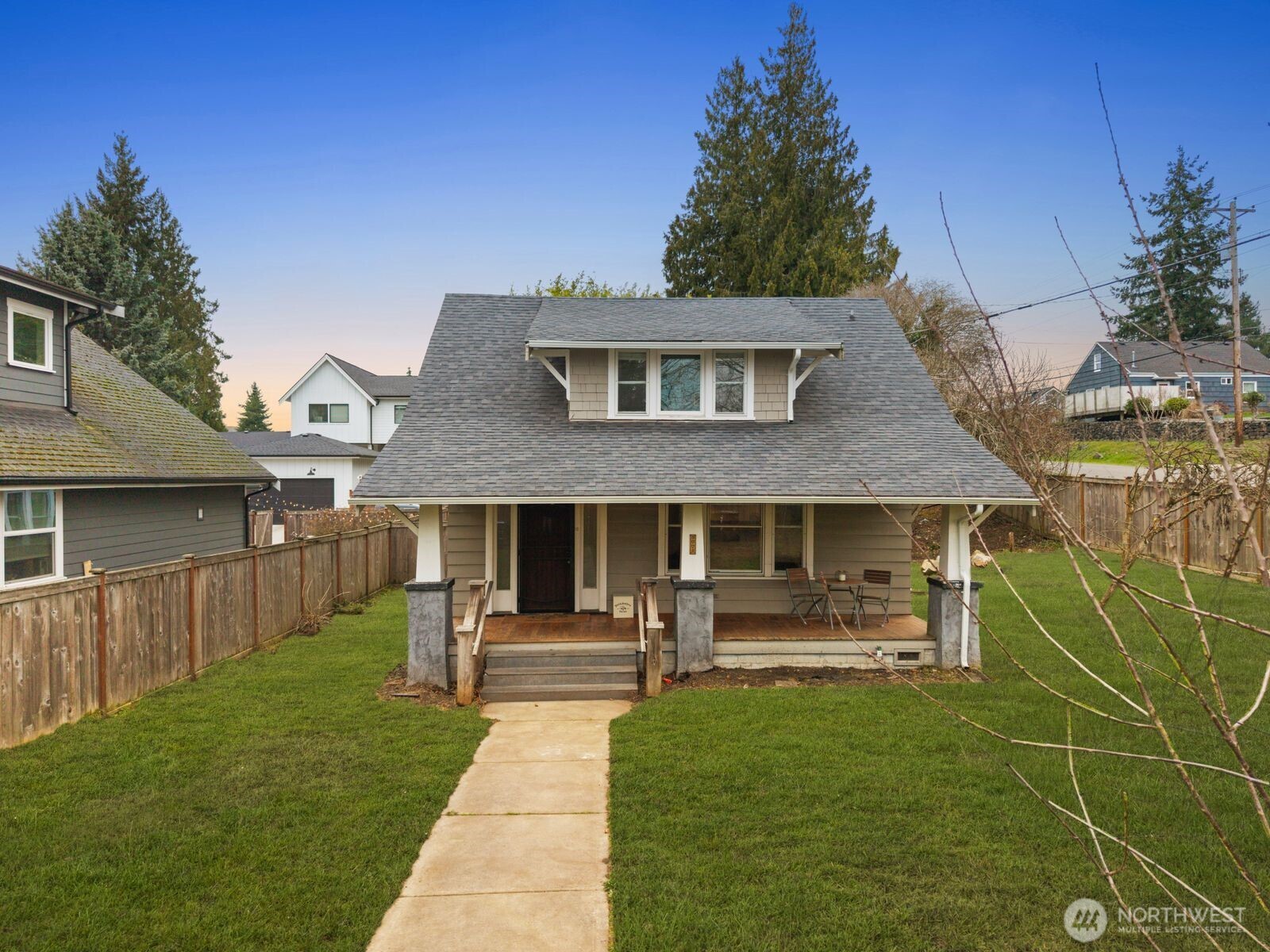 5001 N 10th Street