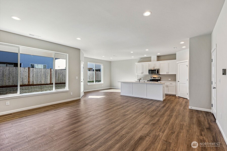9407 Chief Leschi Street SE Unit: 9