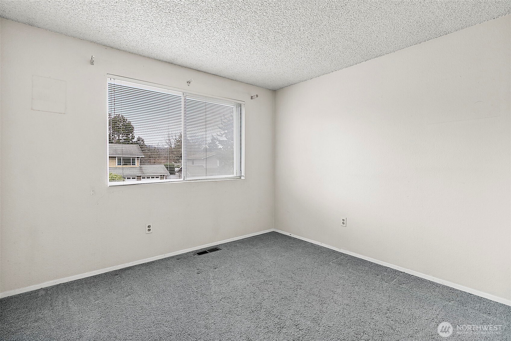 2115 Whitman Avenue NE