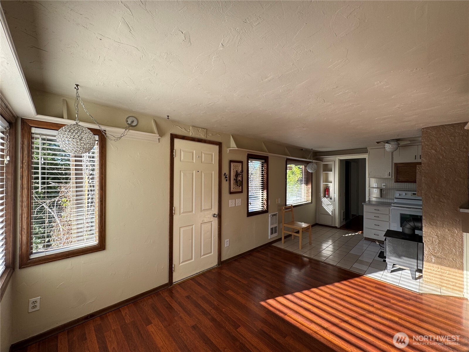 18411 12th Avenue NE