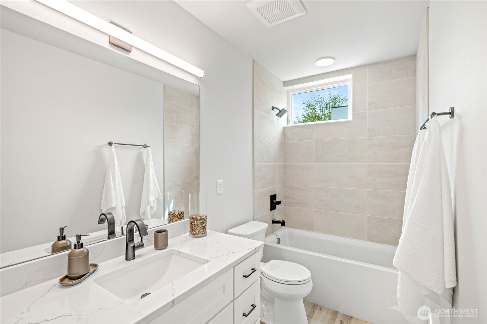 12225 Roseberg Avenue S Unit: 7