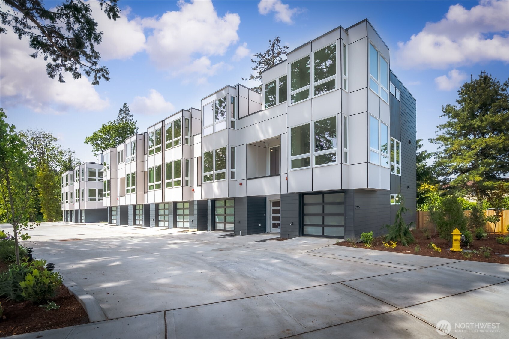 12225 Roseberg Avenue S Unit: 7