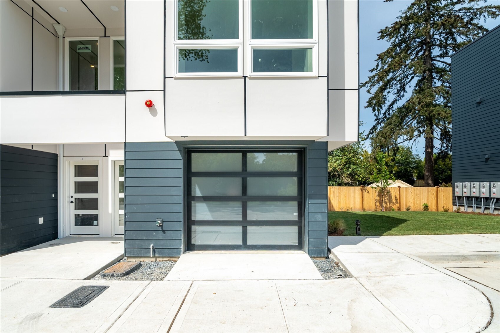 12225 Roseberg Avenue S Unit: 7