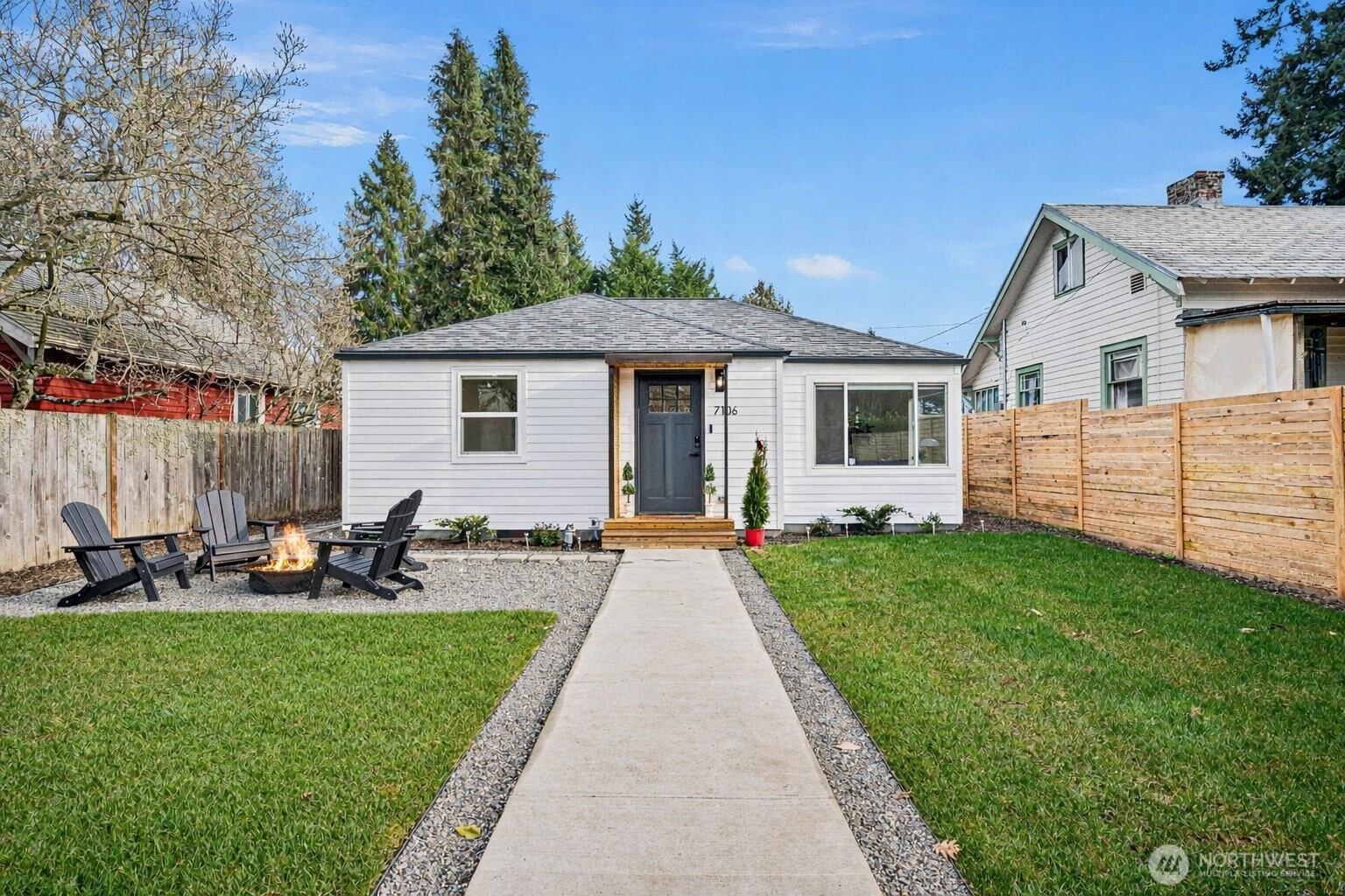 7106 32nd Avenue SW