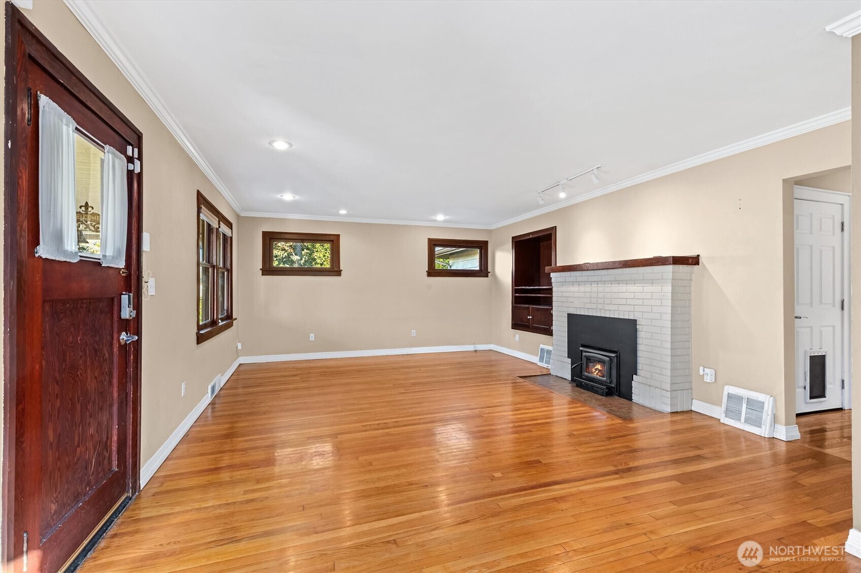 8515 Golden Given Road E