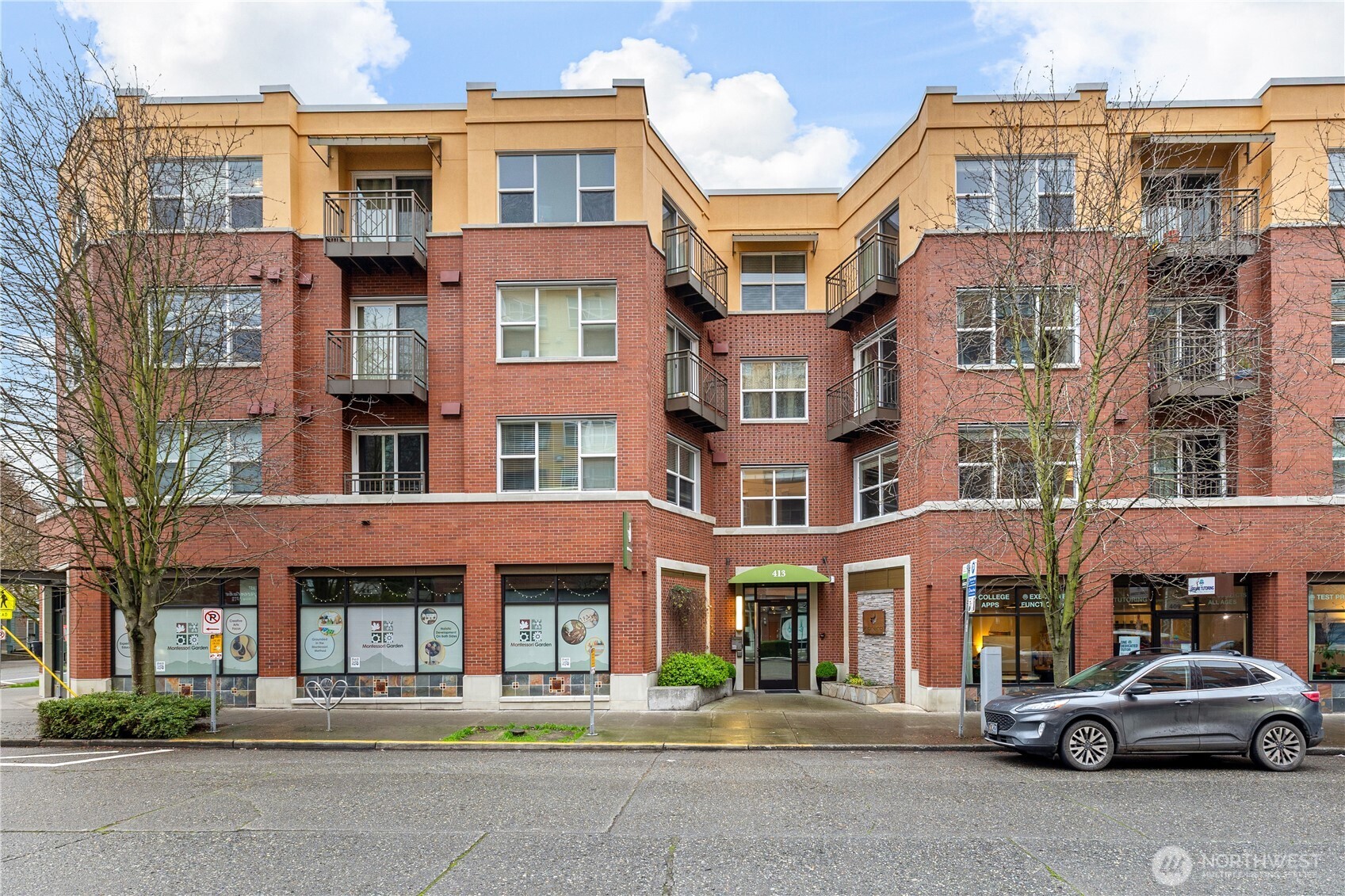 413 NE 70th Street Unit: 207