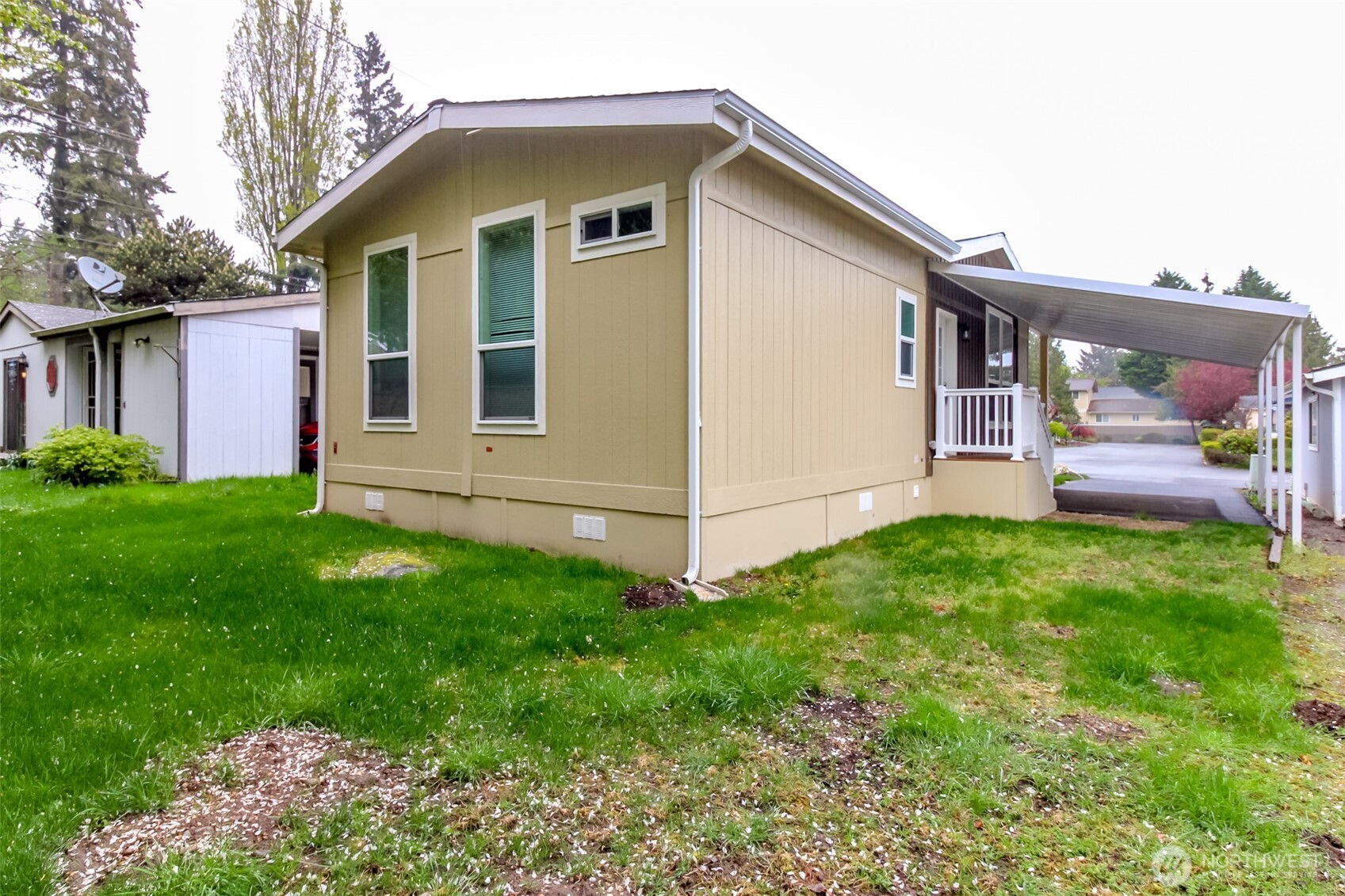 2611 S 288th Street Unit: 6