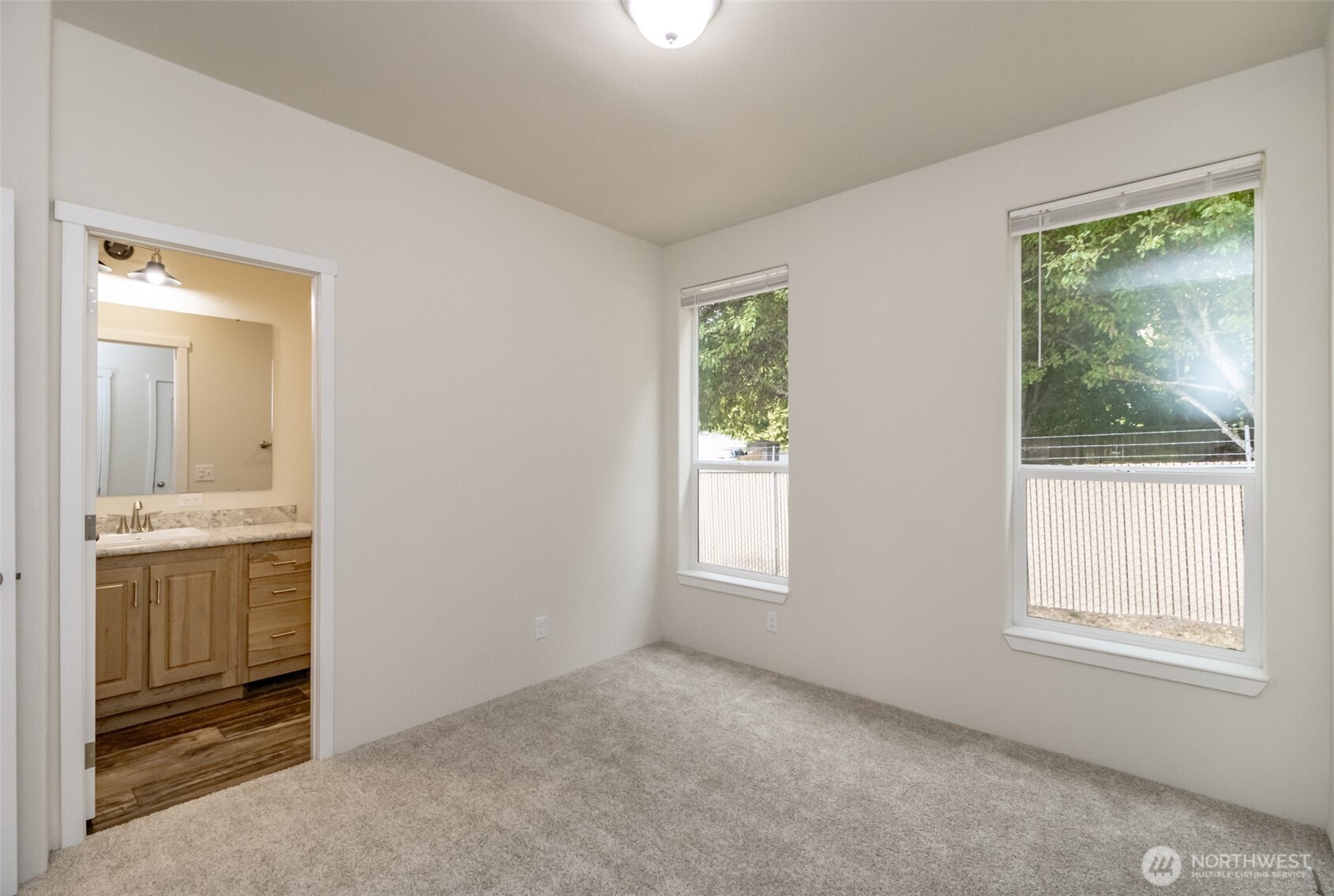 2611 S 288th Street Unit: 6