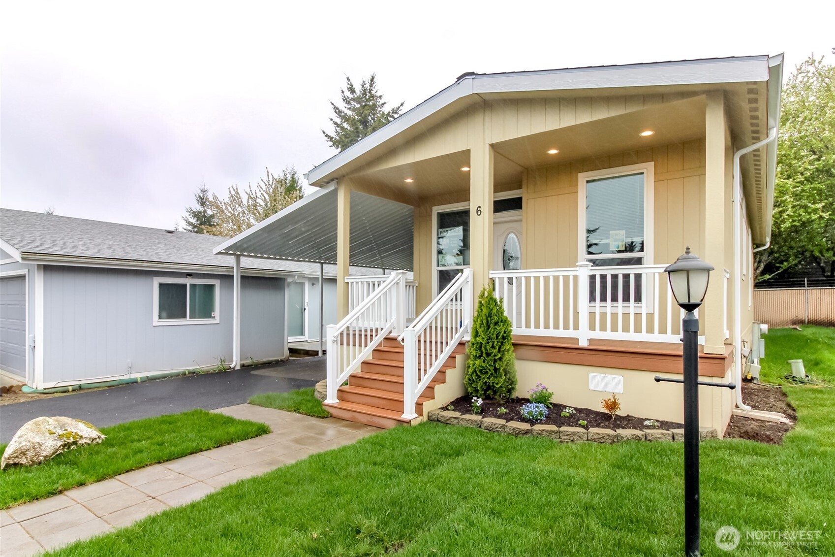 2611 S 288th Street Unit: 6
