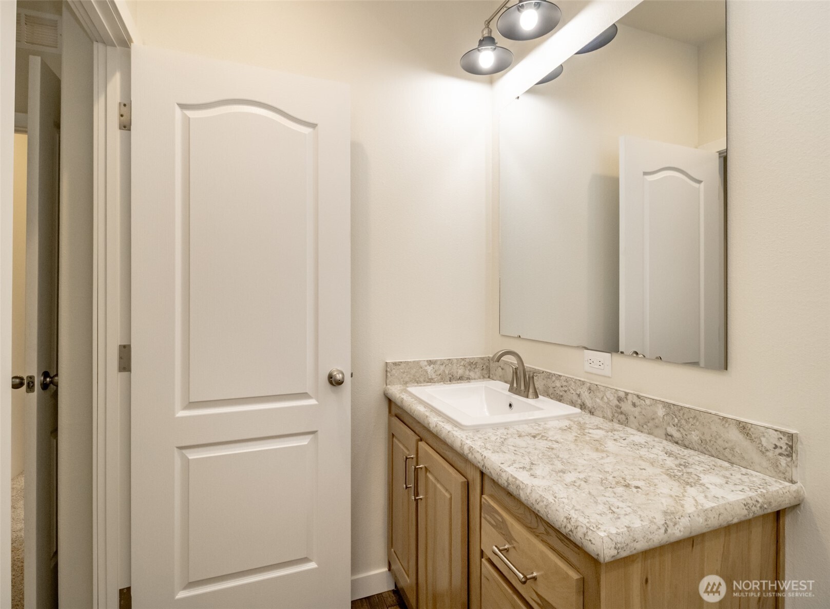 2611 S 288th Street Unit: 6