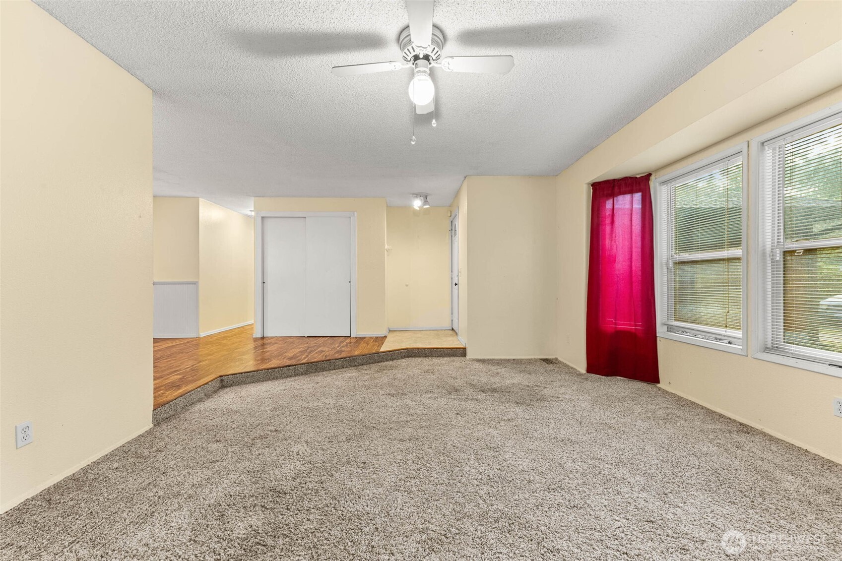8529 37th Court SE