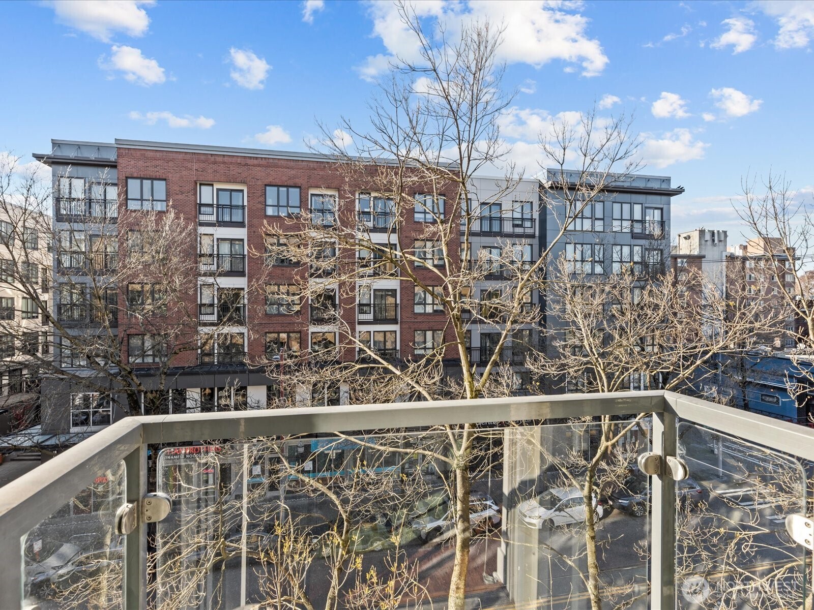 530 Broadway E Unit: 406
