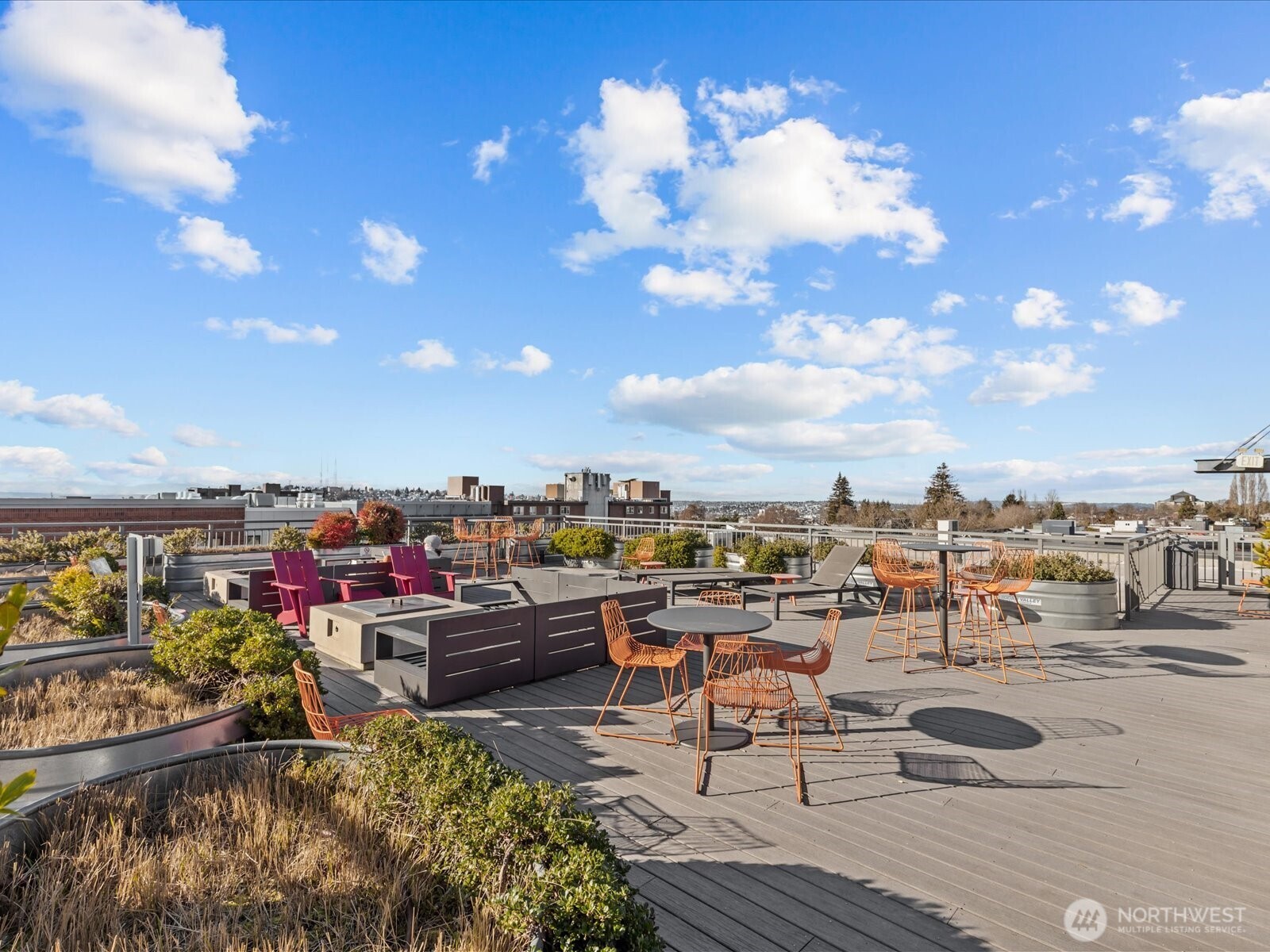 530 Broadway E Unit: 406