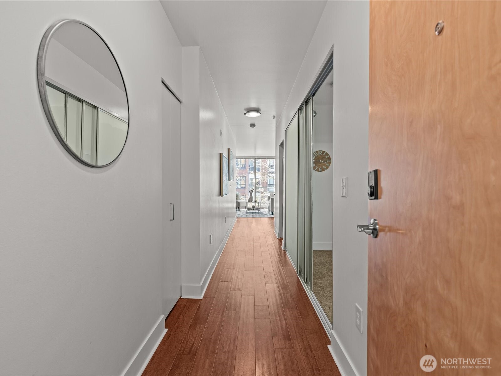 530 Broadway E Unit: 406