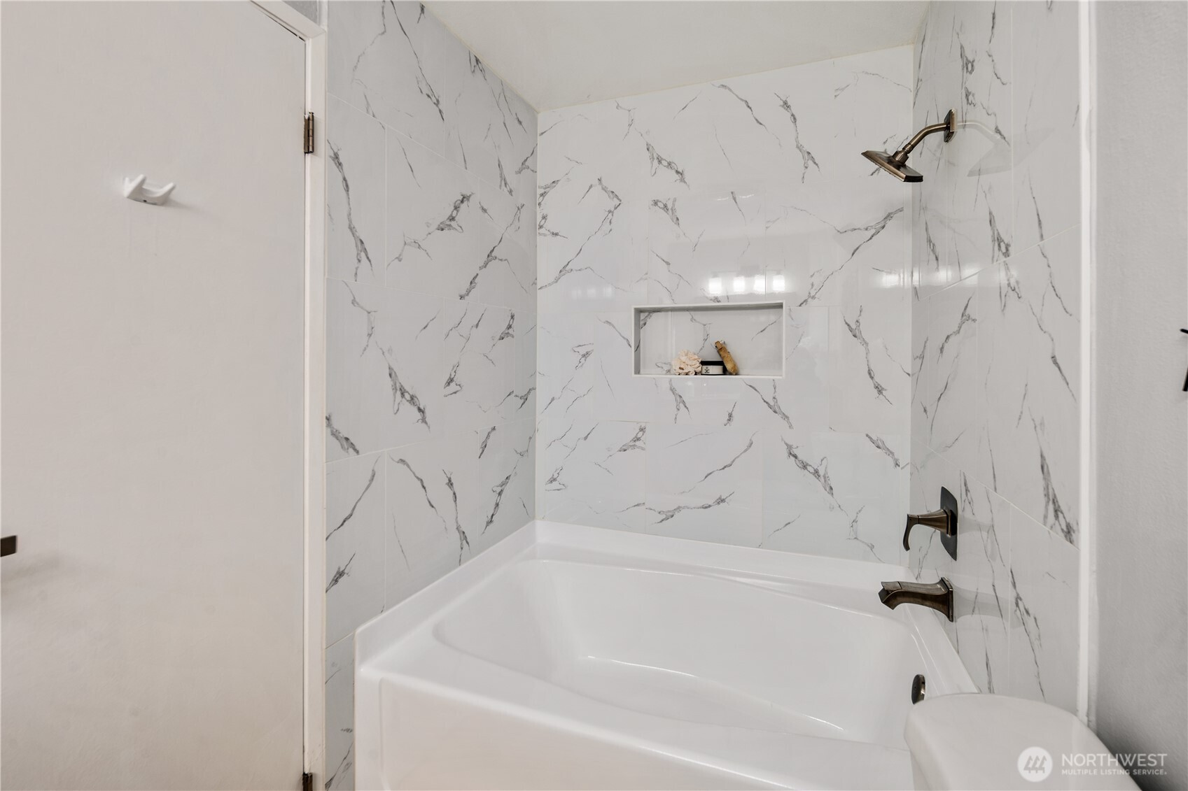 11739 NE 80th St Unit: A2