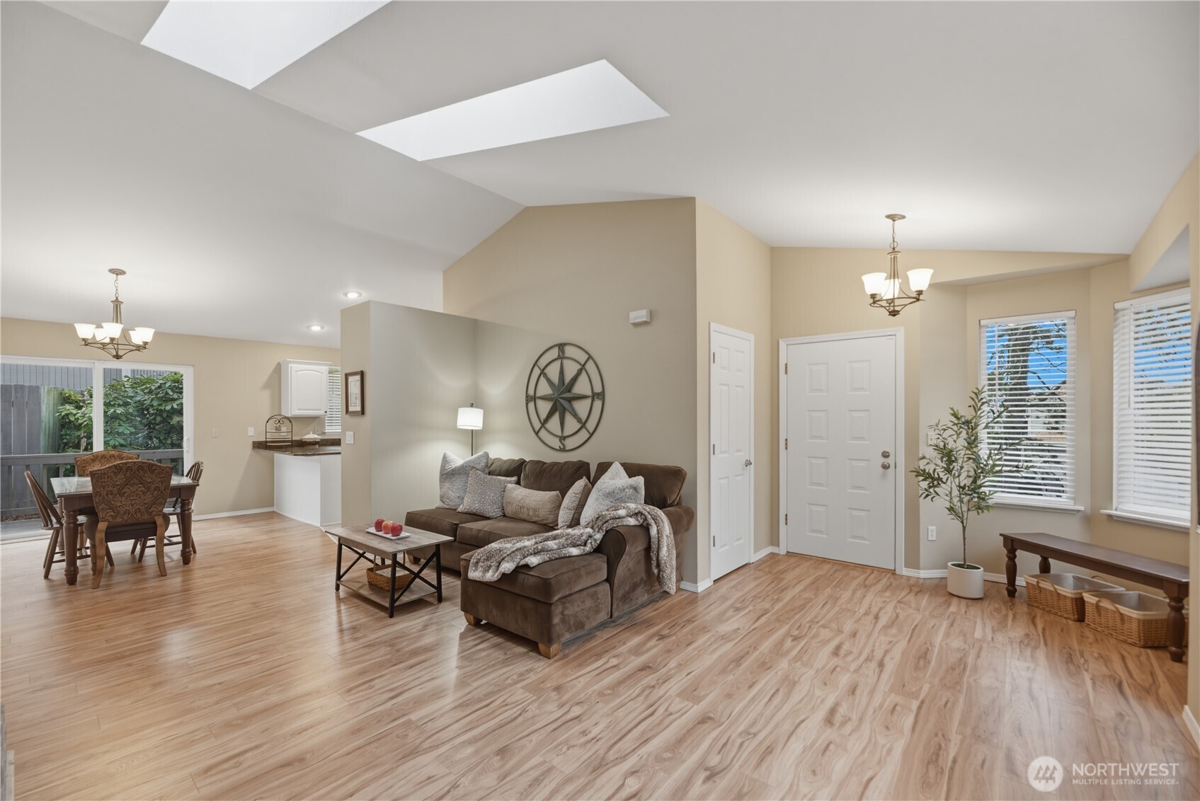 2415 SE 8th Place