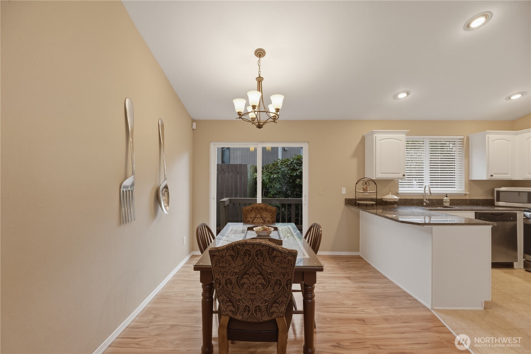 2415 SE 8th Place
