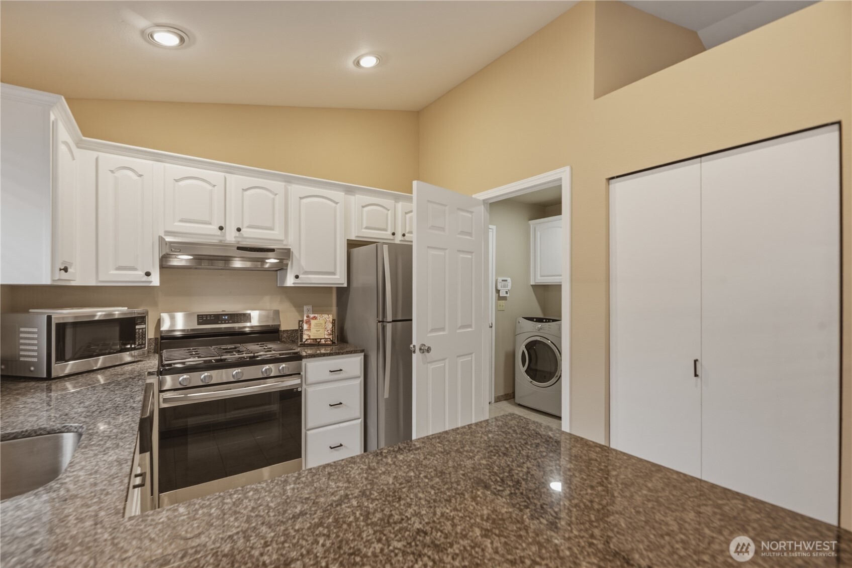 2415 SE 8th Place