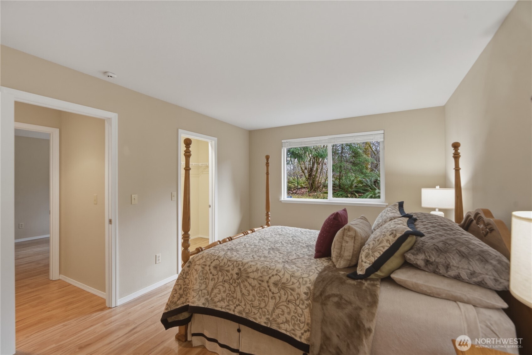 2415 SE 8th Place