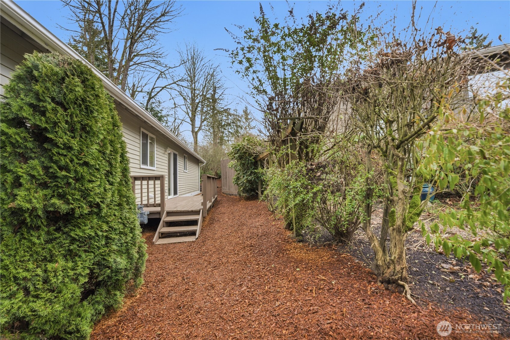 2415 SE 8th Place
