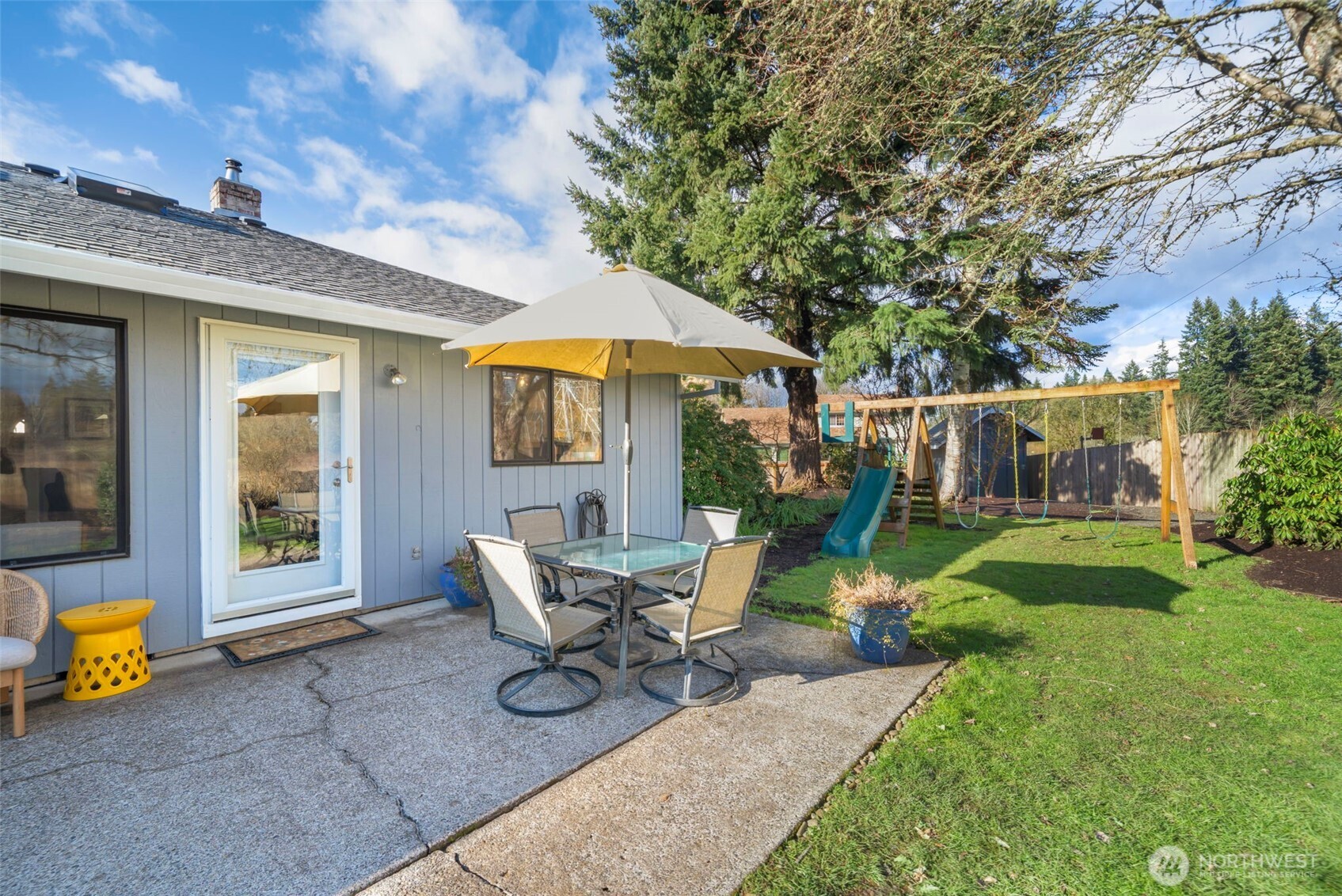 3805 NE 160th Street