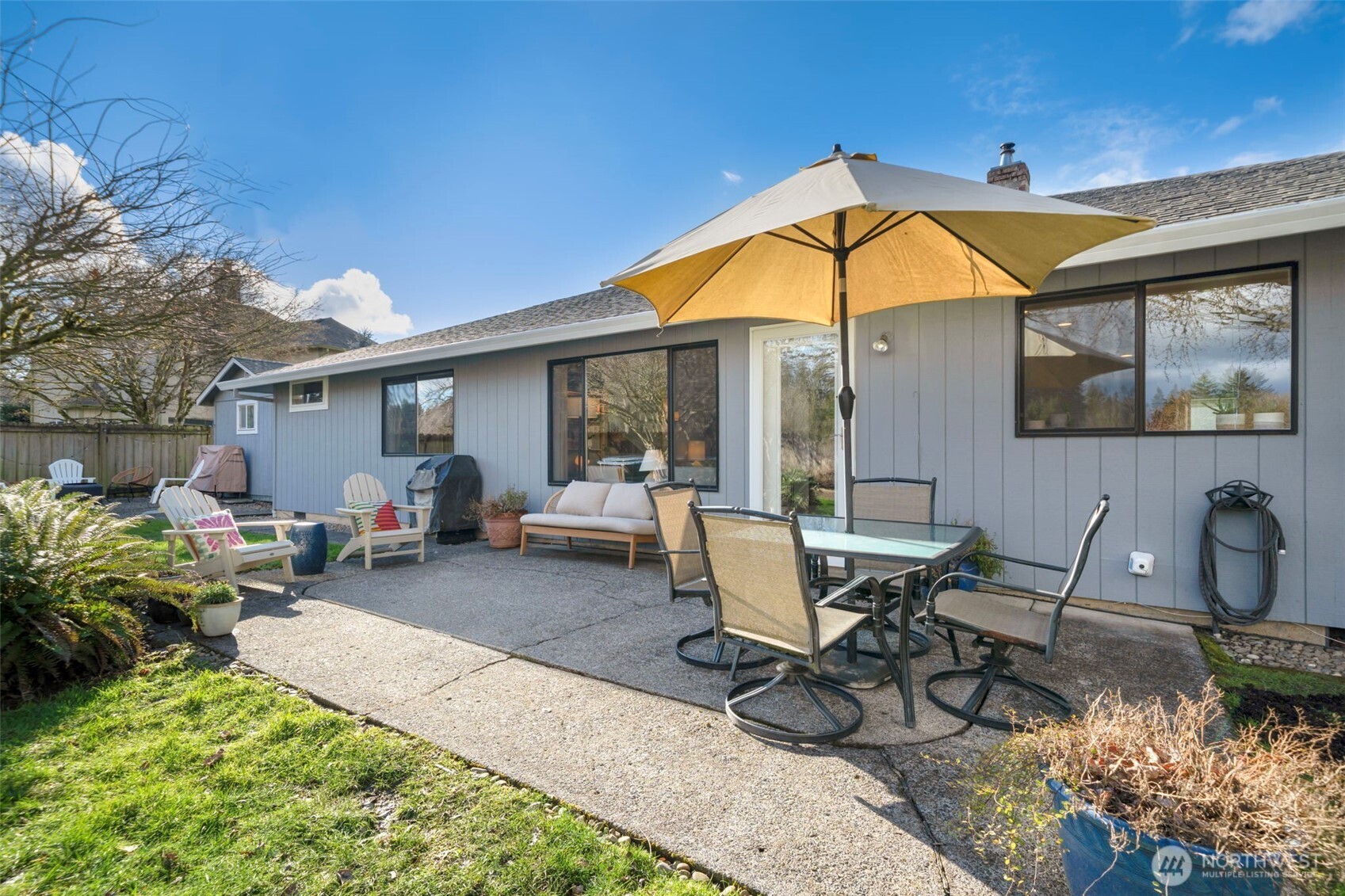3805 NE 160th Street